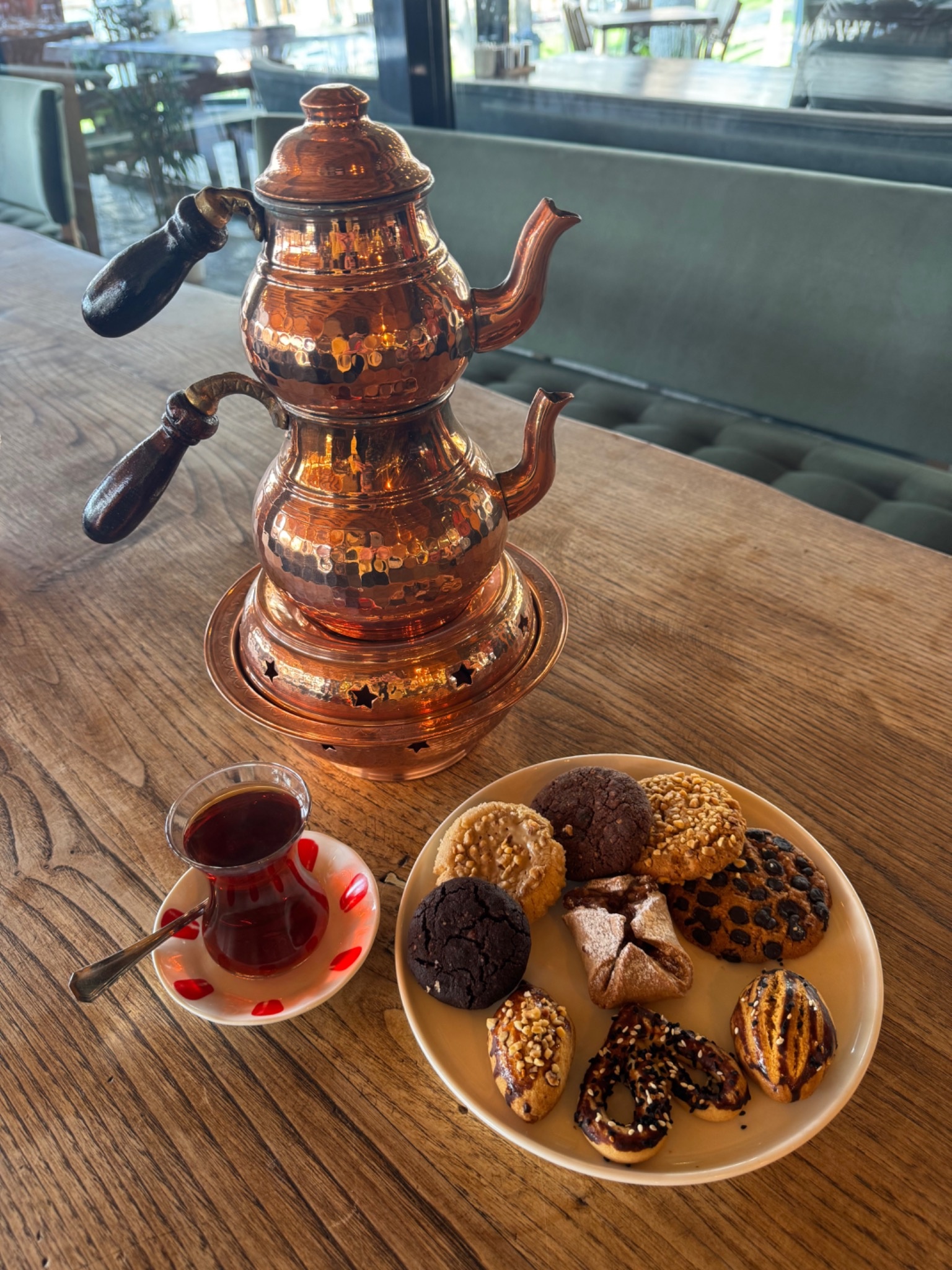 KÜÇÜK ÇAY KEYFİ